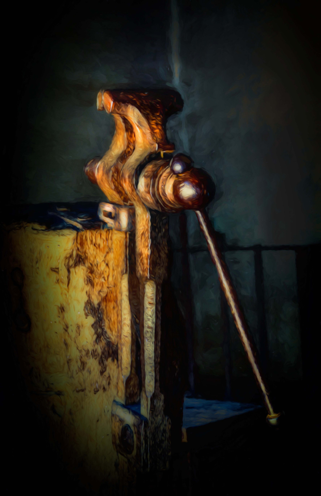 The Vise - ID: 15999284 © Lynn Andrews