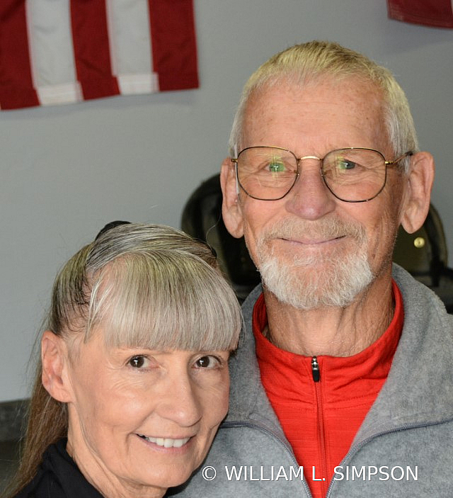 DEBBIE AND DON PARTCH - ID: 16003546 © WILLIAM L. SIMPSON