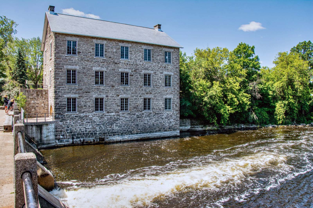 Watson's Mill, Ontario - ID: 16008387 © Sheila Faryna
