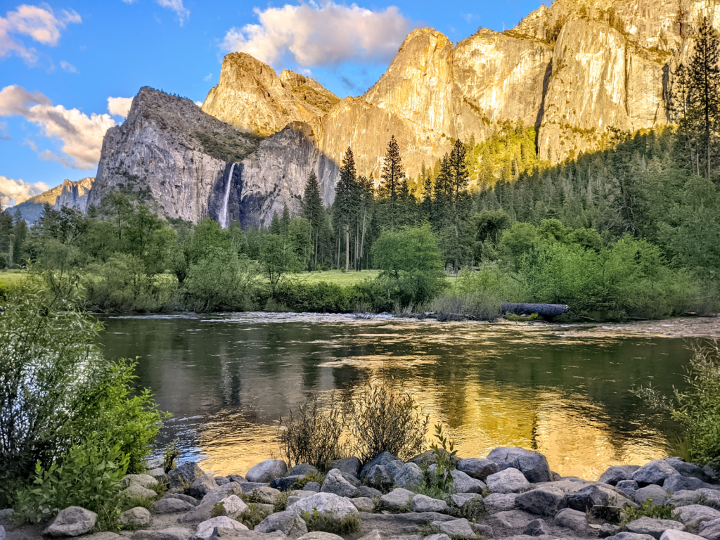 Bridalveil Fall - Yosemite