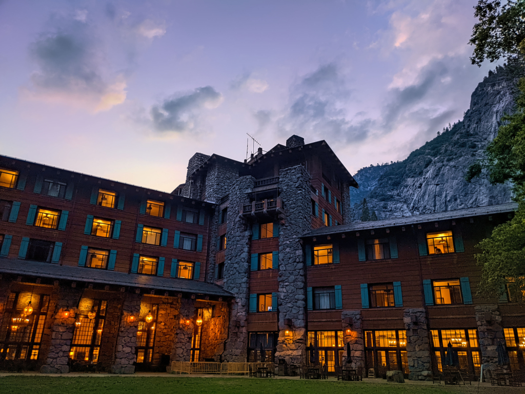 Ahwahnee Hotel - Yosemite - ID: 16011325 © Susan G. Cohan