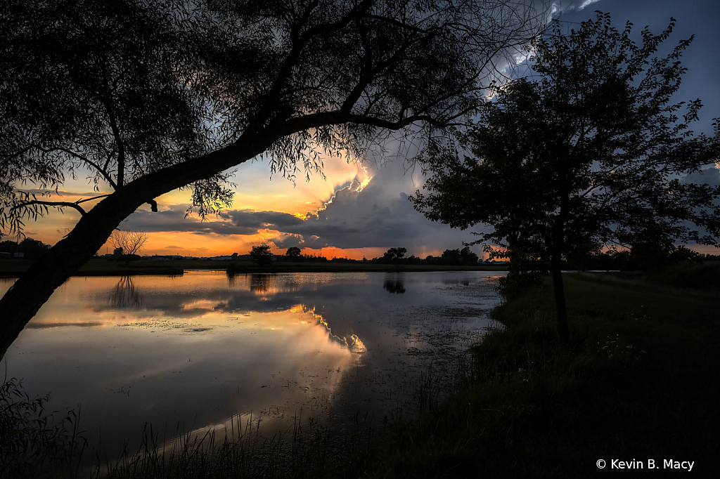 Thunder Cloud over the pond