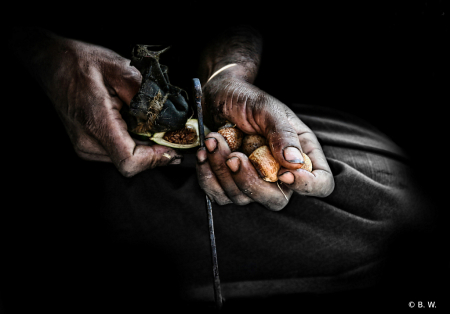 the betel nut peeler..the food of the poorest