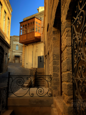 ~ ~ EARLY MORNING AT OLD BAKU ~ ~ 