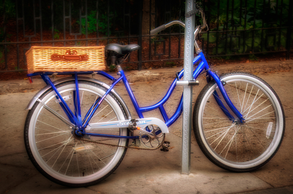 Bike on Hanover Street