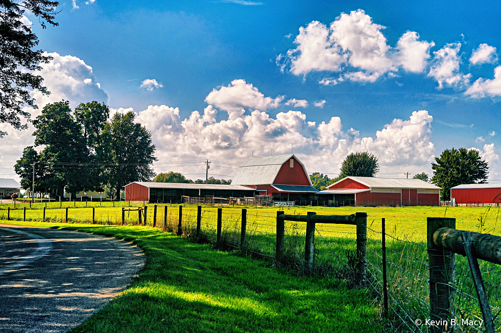 Farm 21 - ID: 16022775 © Kevin B. Macy