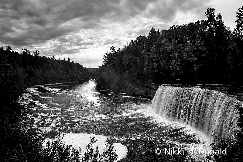 Upper Tahquamenon Falls