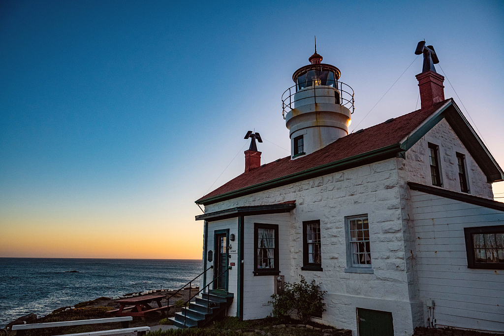 Battery Point Lighthouse - ID: 16029213 © Larry Heyert