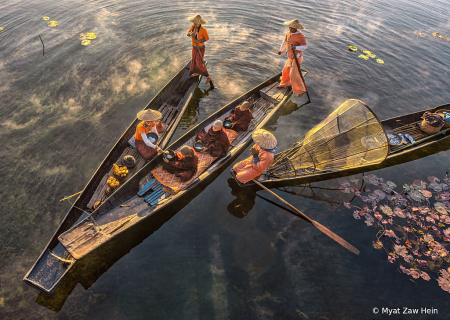 Morning Merit in Inle Region