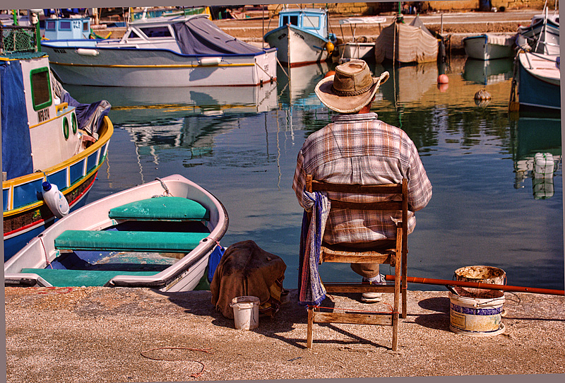 Sunday Afternoon in a liitle Harbor