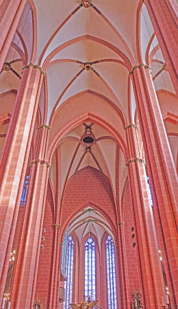 Cathedral's Interior architecture.