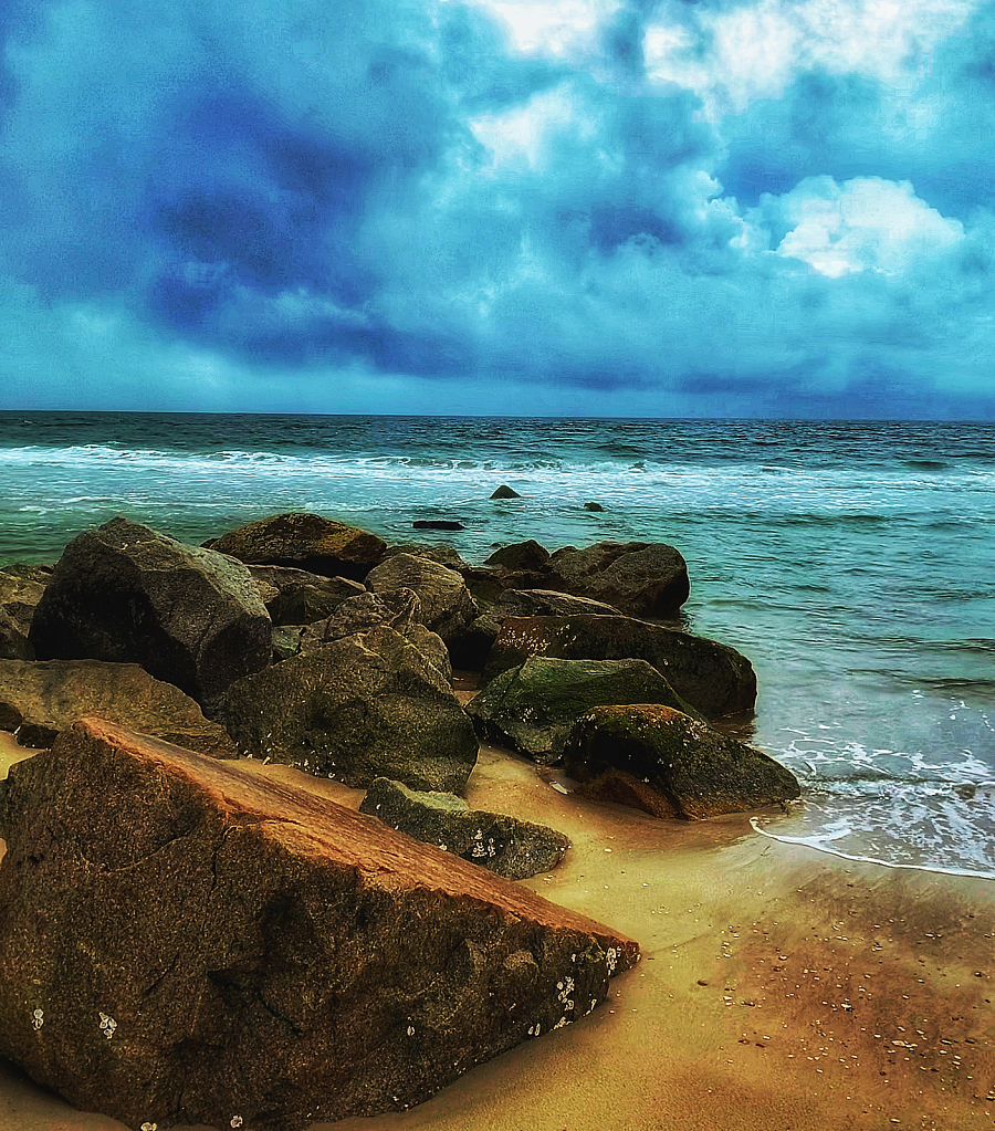 Breakers at Fort Macon Beach