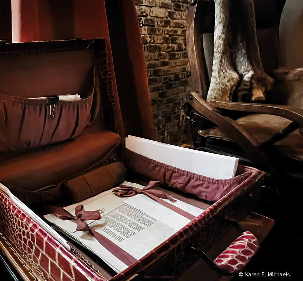 lap desk - ID: 16035232 © Karen E. Michaels