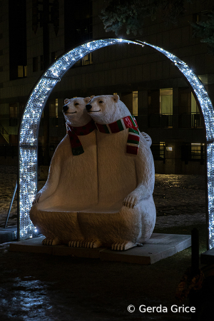 Bear Love Seat in Mel Lastman Square