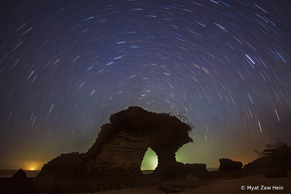 Goyangyi Island Night