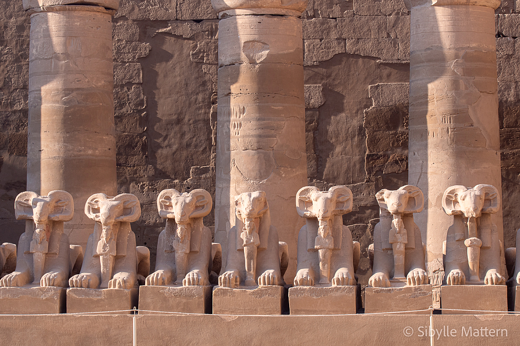 Luxor - ID: 16060569 © Sibylle G. Mattern