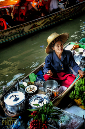 ~ ~ THE MERCHANT AT THE BOAT ~ ~ 