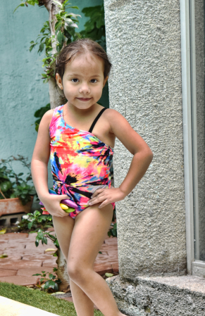 LITTLE MERMAID