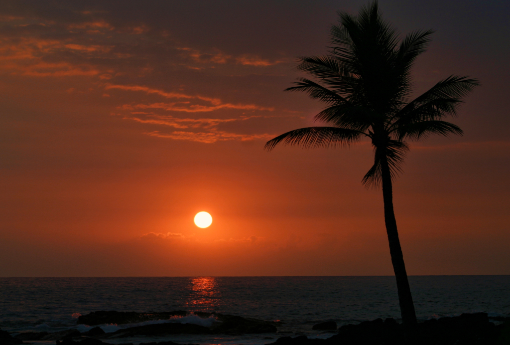 ~ Sunset in Hawaii ~ - ID: 16078994 © Trudy L. Smuin