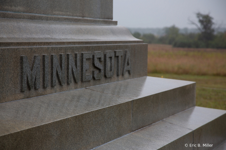 Minnesota memorial base