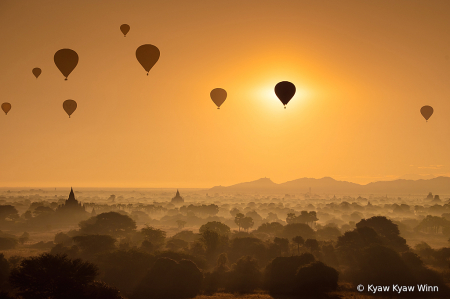 Balloons Over Bagan 