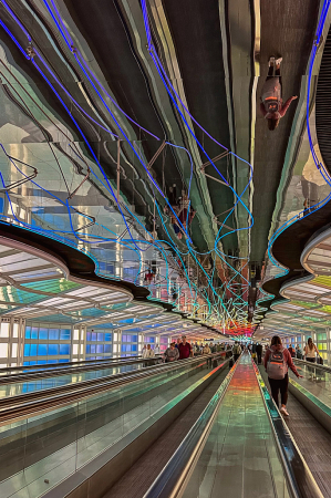 Walkway to terminal B