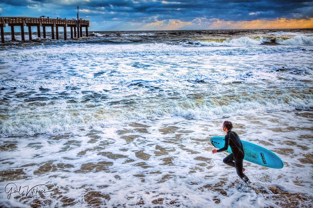 Storm Surfer