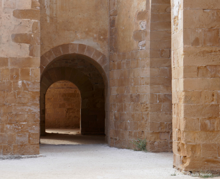 Columns and arches, Ortigia