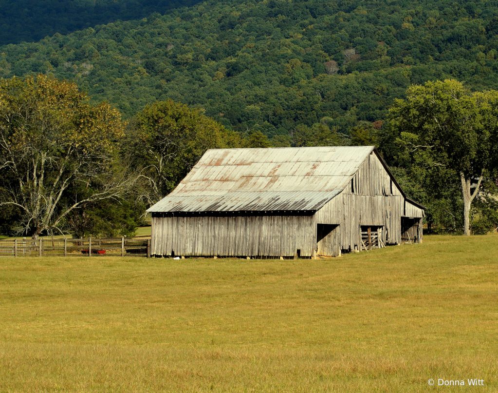 SEQUATCHIE BARN