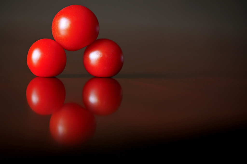 Tomatoes Reflected