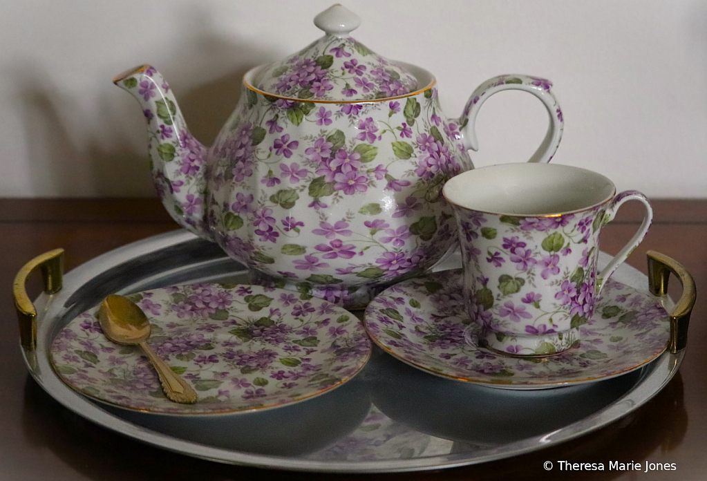 Tea Set - ID: 16112194 © Theresa Marie Jones