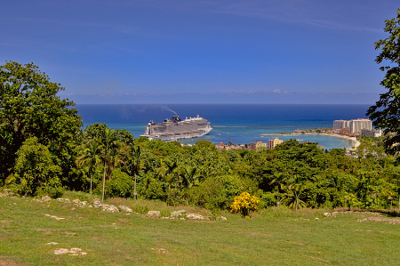 Cruise ship from Jamaica