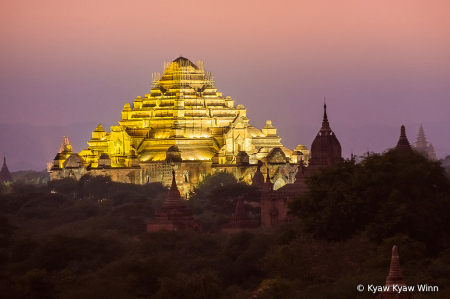 The Largest Temple in Bagan 