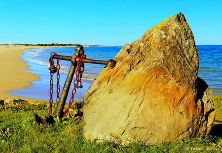 Rock, Chain & Anchor.