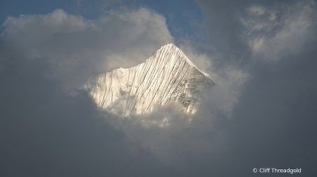 peak through the clouds