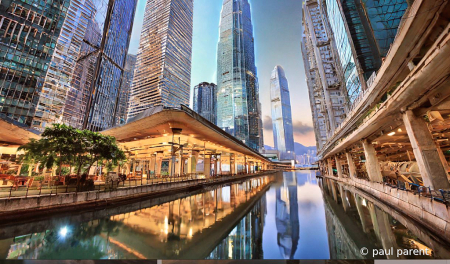 5h00am Hong Kong