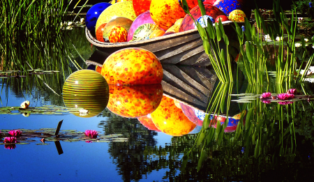 Reflections of Chihuly