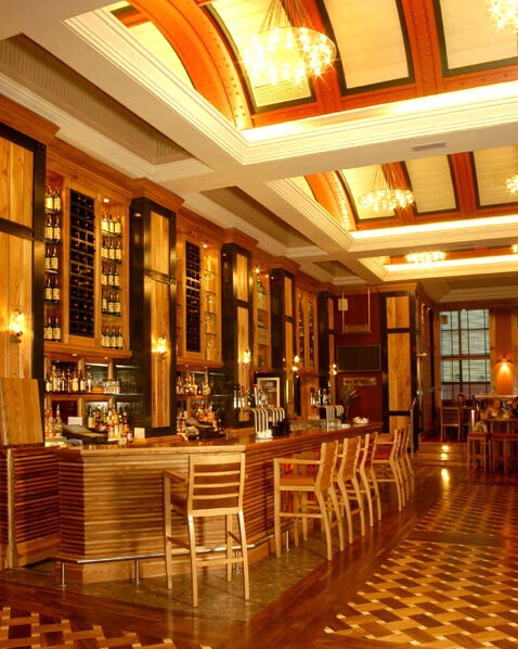 Hotel Bar