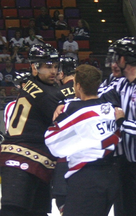 Penscola Ice Pilots vs. the Growwwl