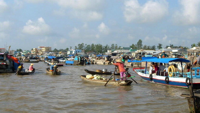 Floating Market near Can Tho