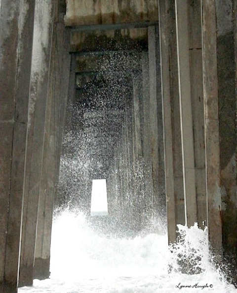 Seaspray under the pier