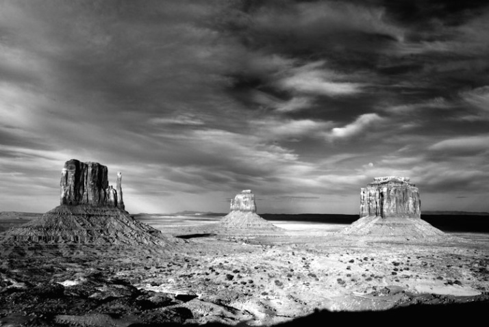 Monument Valley Sunset