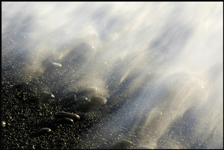 tides edge pebbles