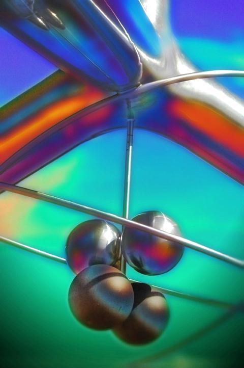 Helium Monument 2
