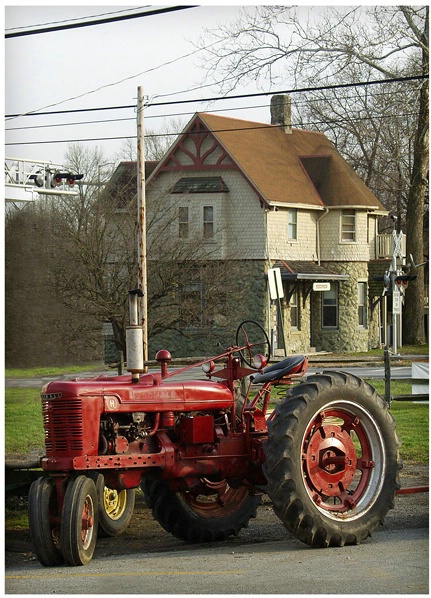 Pocopson Farmall #242