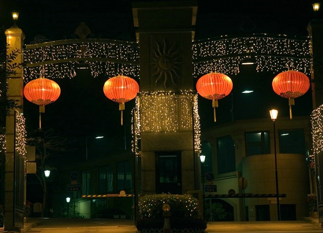 Lantern Entrance