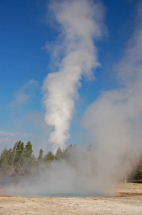 Hot pool and geyser
