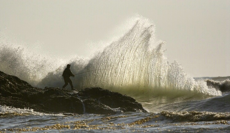 fishing_for_waves_1