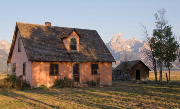 Morman Barn area house