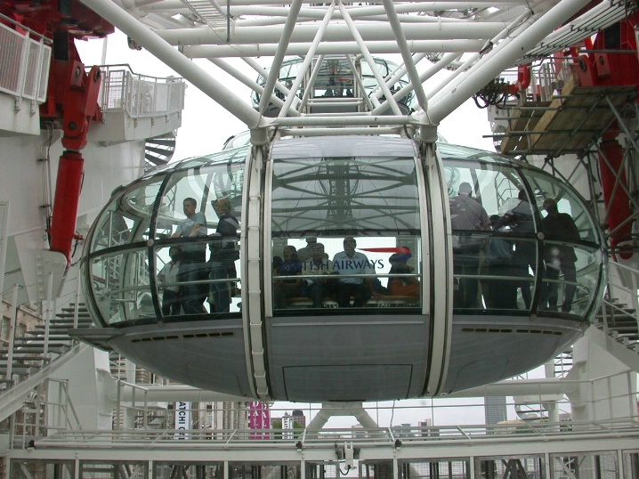 A CAR ON THE LONDON EYE